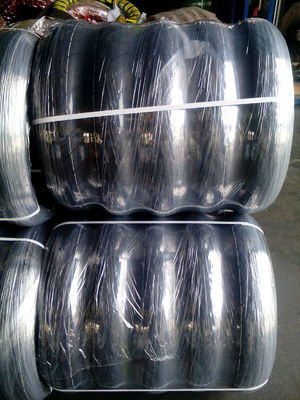 Pression d'air de 280 kPa Golden Boy pneu de moto et tube intérieur 120/80-16 pour le port de Qingdao