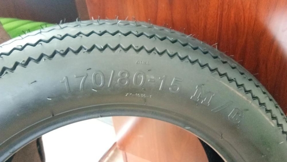 4.50-18 4.00-19 170/80-15 Pneus de moto pour Harley de 6,7 à 9 kg et boîtier de pneus
