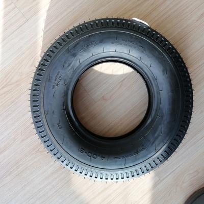 Livraison ponctuelle de pneus de moto 4.00-8 hors route avec boîtier de pneus durable