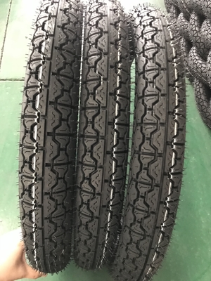 Pneus de moto de 18 pouces 90/90-18 3,00-18 2,50-18 2,25-18 2,75-18 avec caoutchouc naturel