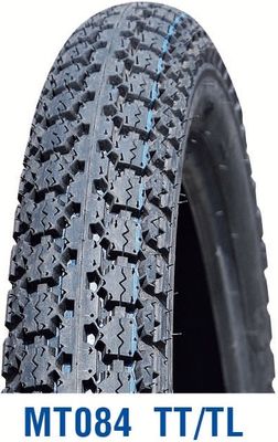 3.00-17 Pneus de moto et tubes naturels au Nigeria Marché avec 30% à 45% de caoutchouc