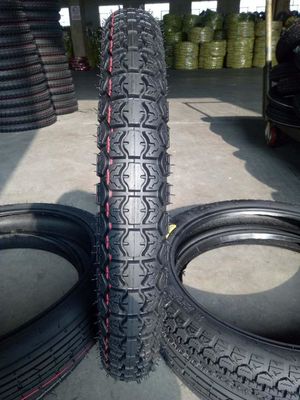 Top 3.00-17 Pneus de moto avec délai de livraison dans les 25 jours et boîtier de pneus