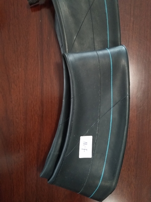 Pneus de moto 120/80-17 100/90-17 110/80-17 avec une résistance à la traction de 10,5