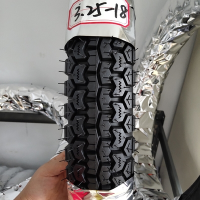 110/90-18 110/100-18 120/90-18 120/100-18 Pneus hors route pour motocycle avec boîtier