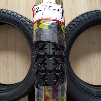 Pneus de moto durables 275-17 avec une durée de vie de 20000 KM et une résistance à la traction de 10.5