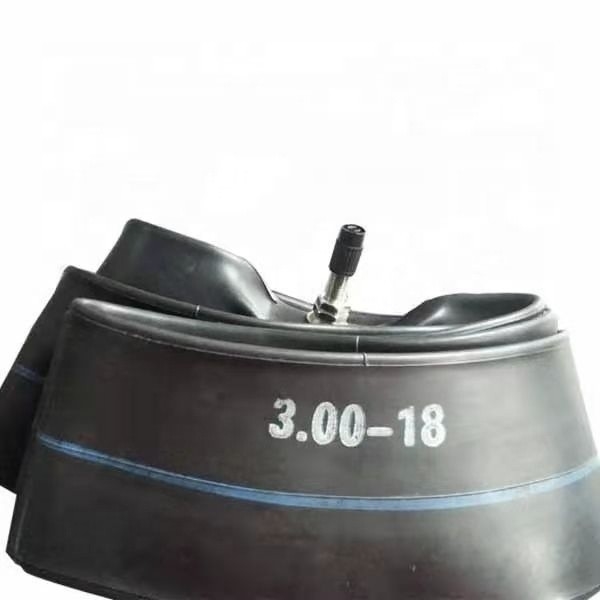 3.00-18 Tubes intérieures pour motocyclettes Remplacement/réparation Vente de pneus sans tube pour motocyclettes