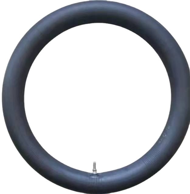 Contenu en caoutchouc de 20% à 26% Tube intérieur naturel 2.50-17 2.75-17 3.00-17 3.00-18 2.75-18