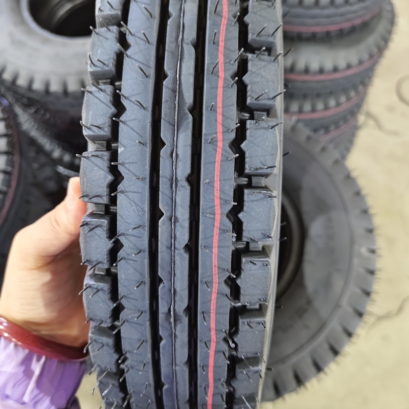6pr/8pr Ply Rating 4.00-8 Pneus de moto pour fabricant de pneus
