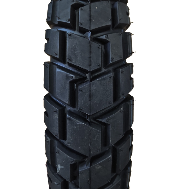 Pneus de moto de 17 pouces Matériau de base Nature caoutchouc acier Nylon pour une manipulation optimale