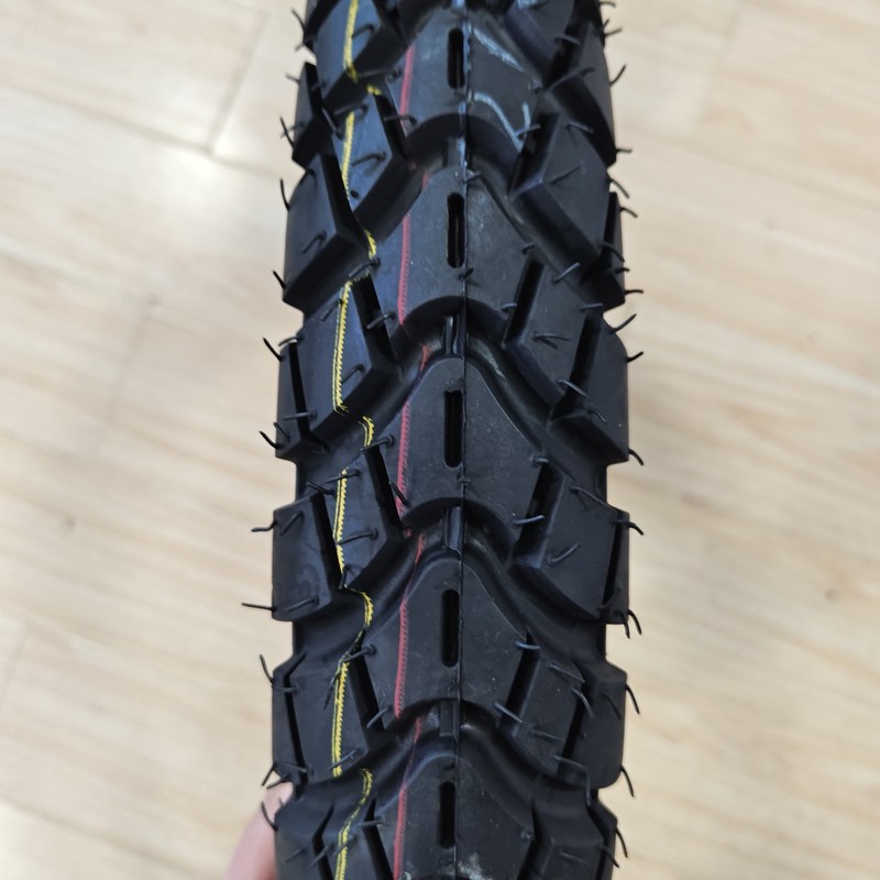 Nature caoutchouc acier roues de nylon de moto 2.75 17 pneus de caoutchouc pneus de moto
