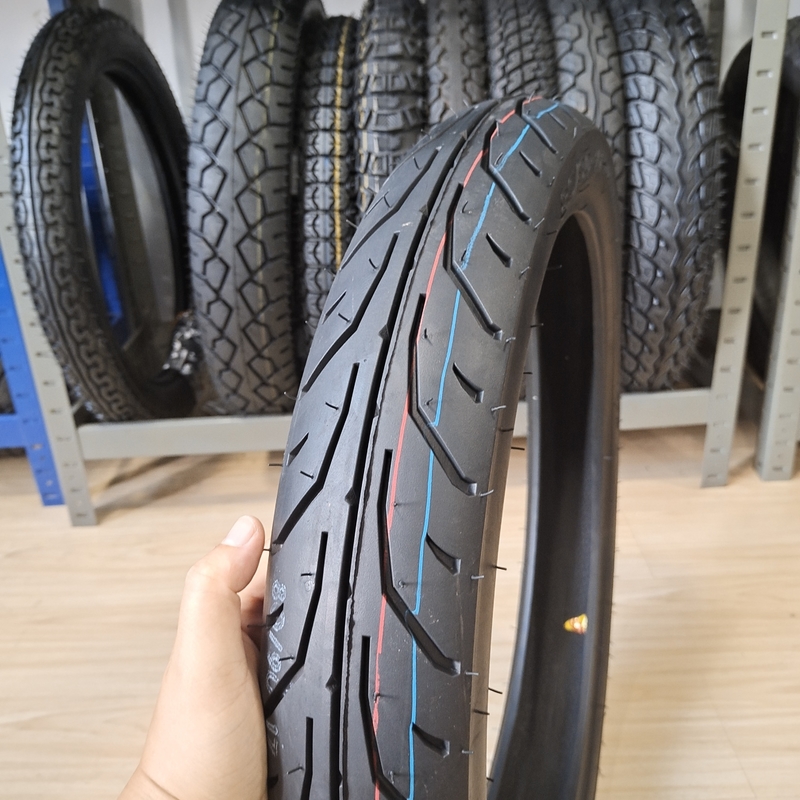 Pneus de moto 80/90-17 Pneus de tube TL Pneus OEM acceptable