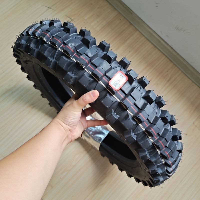 6PR/8PR Ply Rating Pneus de moto 140-80-18 hors route Pneus 140x80x18 Parfait pour le hors route