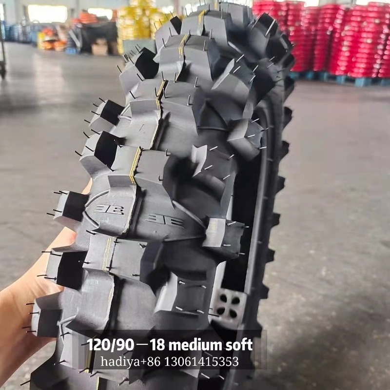 Vitesse de course tout-terrain Pneus doux 120/90-18 120/90/18 120/90 R18 avec vitesse de 150 km/h