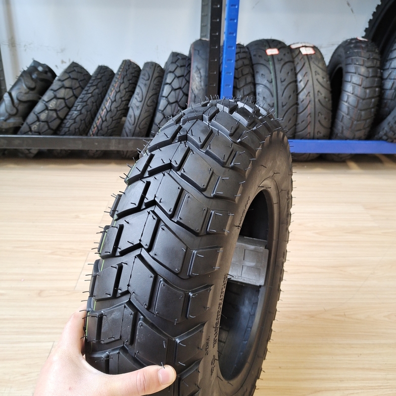 Débloquez le plein potentiel de votre balade avec la caméra de pneus de moto 130/90-10 6pr/8pr