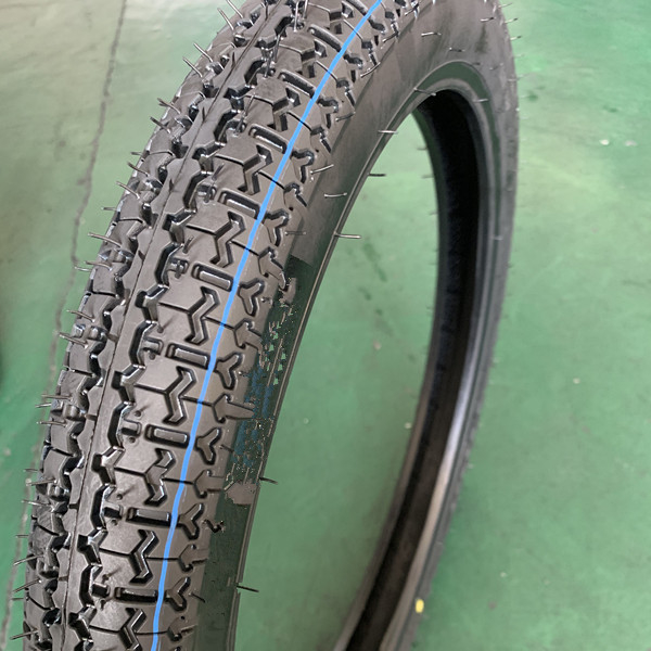 250-17 8PR Ply Rating pneus de moto Japon pneus de course à plat pour votre avantage