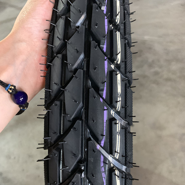 Tuyaux de pneus de motos électriques à motifs profonds 275-18 300-18
