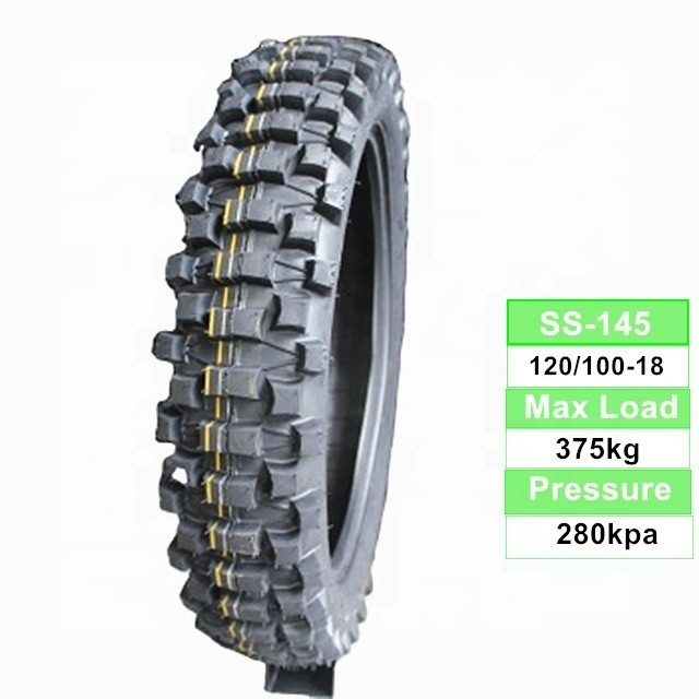 Chargement du port de Qingdao Pneus populaires pour motocyclettes 110/100-18 120/90-18 120/100-18 3.00-17