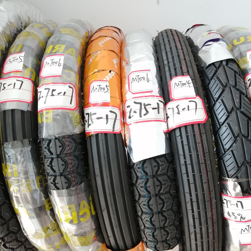 275-17 Pneus et tubes de moto pour l'Amérique du Sud Vitesse 150 km/h