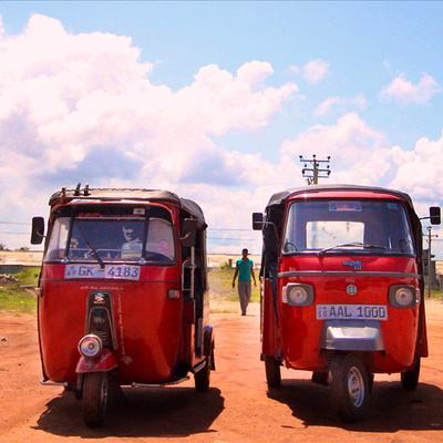 4.00-8 Taille du pneu Tuk Tuk MRF Roue à trois roues pour le remplacement/réparation