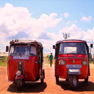 Remplacer/réparer le boîtier du pneu modèle populaire pneu fort Bajaj pneus à trois roues 4.00-8